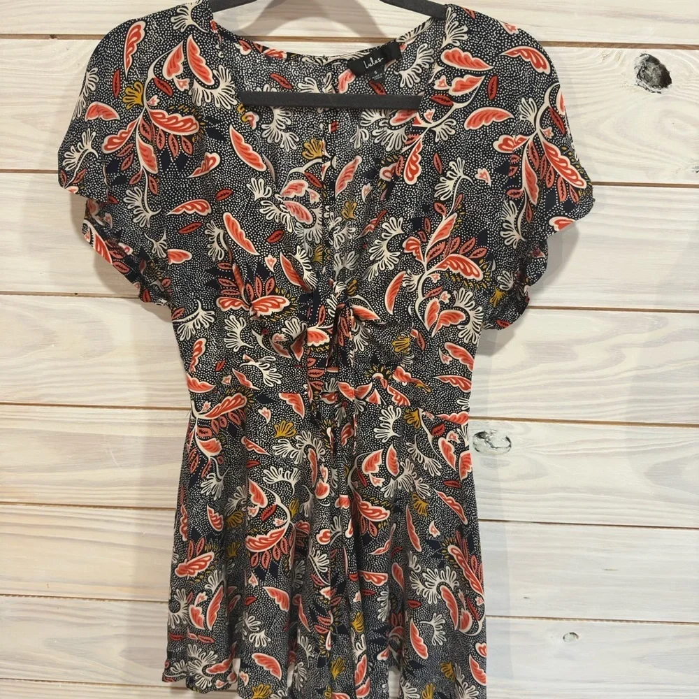Lulu's Red and Navy Flowy Romper - Picture 5 of 9